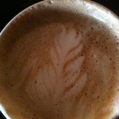 Profile Picture of John Robbs (@IshtarBlueGlaze) on Twitter