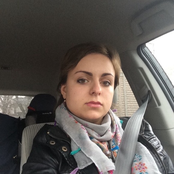 Profile Picture of Kateryna Derekhovych (@menvkatja) on Poshmark