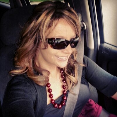 Profile Picture of Melissa Timmons (@mtimmonsgreen) on Twitter