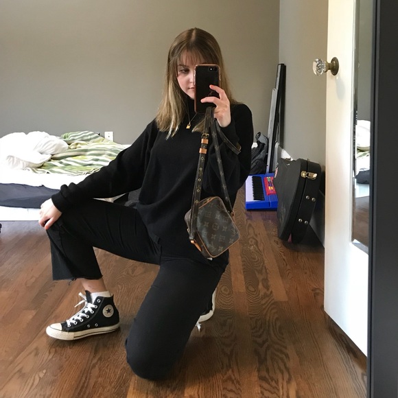 Profile Picture of Isabella Donato (@izzo99) on Poshmark