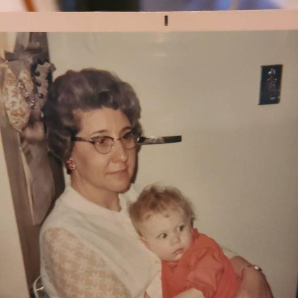 Profile Picture of Lori Atkinson (@loriatkinson) on Poshmark