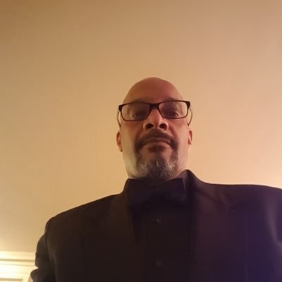 Profile Picture of Ray Wallace (@raykwallace) on Twitter