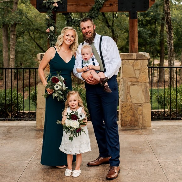 Christina Kraetsch - Poshmark Profile Picture of Christina Kraetsch (@marquart56) on Poshmark