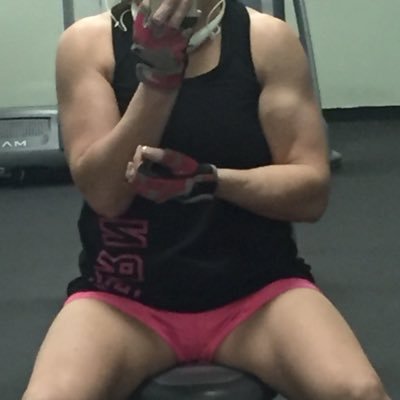 Profile Picture of Michele Holmes (@mholmes5663) on Twitter