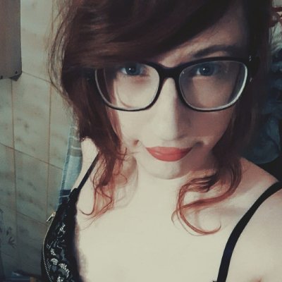 Profile Picture of Julia_Chi ~ (@Momoko_chiii) on Twitter