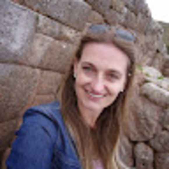 Profile Picture of Joelma Murliki (@murliki) on Poshmark