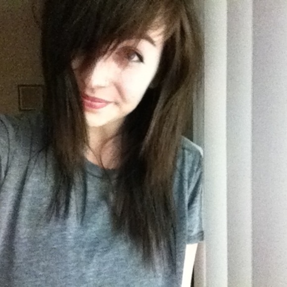 Profile Picture of Chelsi Goumillout (@_chelsitaylor) on Poshmark