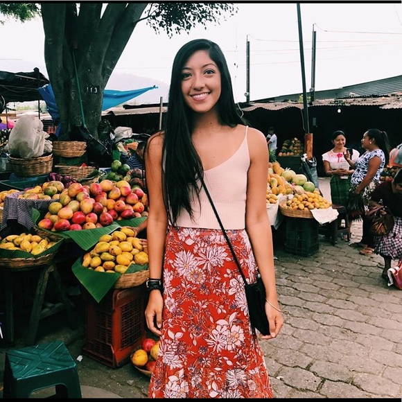 Colette Dente - Poshmark Profile Picture of Colette Dente (@cocoschannel) on Poshmark