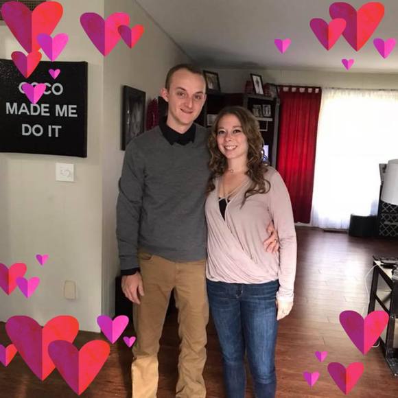 Profile Picture of Shawnee Headworth (@headworth21) on Poshmark