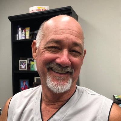 Profile Picture of Michael Reiter (@reillyworld99) on Twitter