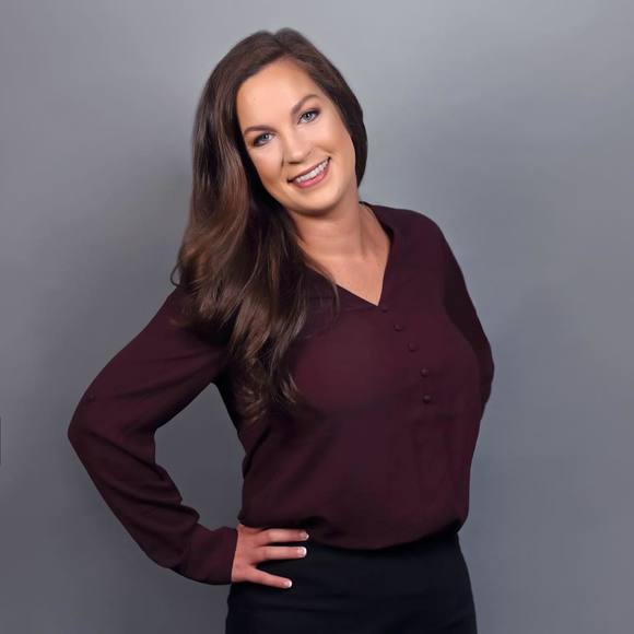 Profile Picture of Courtney Lacour (@courtneyklacour) on Poshmark