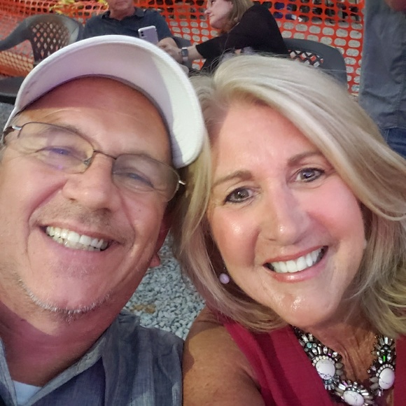 Profile Picture of Trenia Oldendick (@to7777) on Poshmark