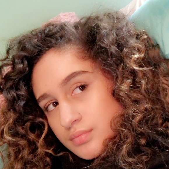 Profile Picture of Hailey Chase (@haileychase545) on Poshmark