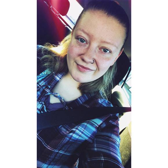 Profile Picture of Mackenzie Boyer (@kenzieb14) on Poshmark