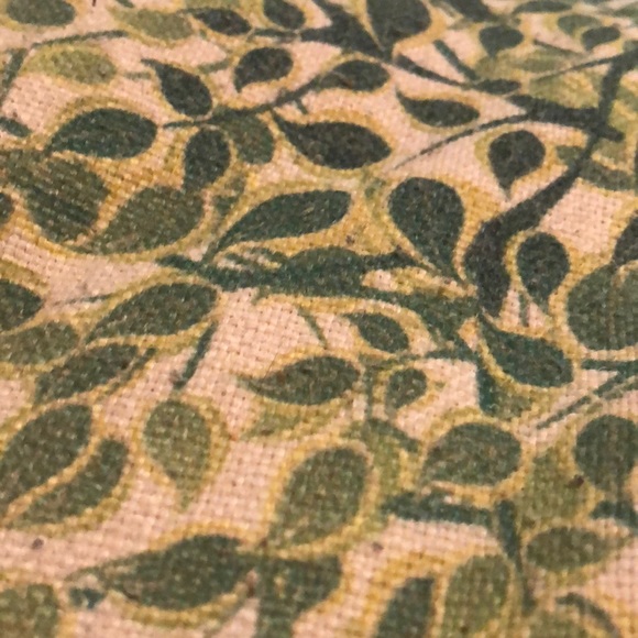 Profile Picture of Lisa Lowe (@divasrock) on Poshmark