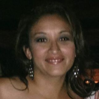 Profile Picture of Denise Leal (@denise.leal.9887) on Facebook