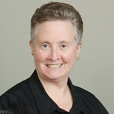 Profile Picture of Robin Slavin (@RobinSlavinLMHC) on Twitter