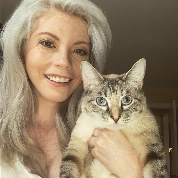 Profile Picture of Bailey Tauth (@b_ailey2) on Poshmark