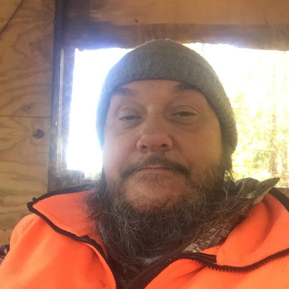 Profile Picture of Tommy Knotts (@tommyknotts66) on Poshmark