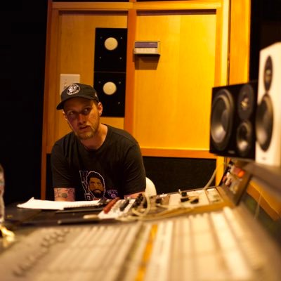 Profile Picture of Robert McDowell (@Robertsayshi) on Twitter