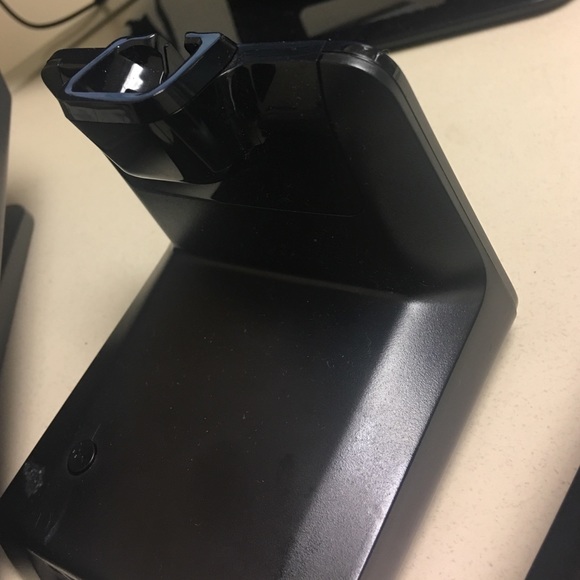 Profile Picture of Leonora Lias (@baylias) on Poshmark