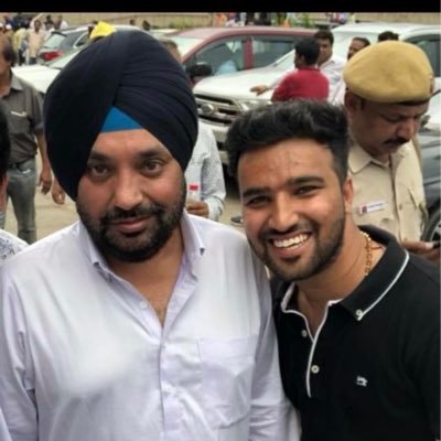 Profile Picture of Aakash Chaudhary (@aakashc55229014) on Twitter