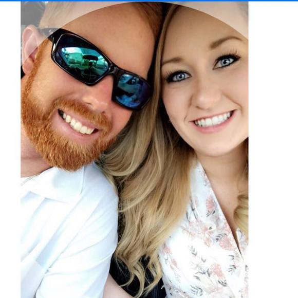 Profile Picture of Lexi Steinmueller (@l_steinmueller) on Poshmark