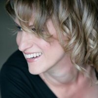 Profile Picture of Lisa Herbert (@JazzbirdLA) on Twitter