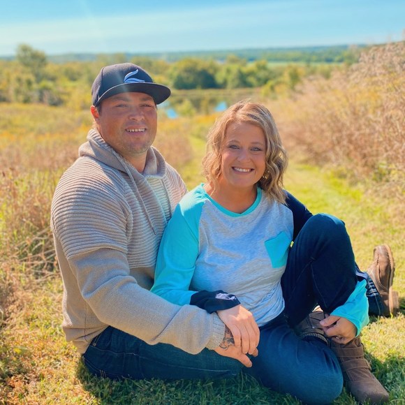 Profile Picture of April Gandy (@aprilanicole) on Poshmark