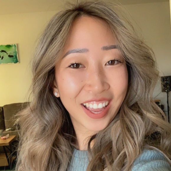 Profile Picture of Audris Lim (@audrislim) on Poshmark