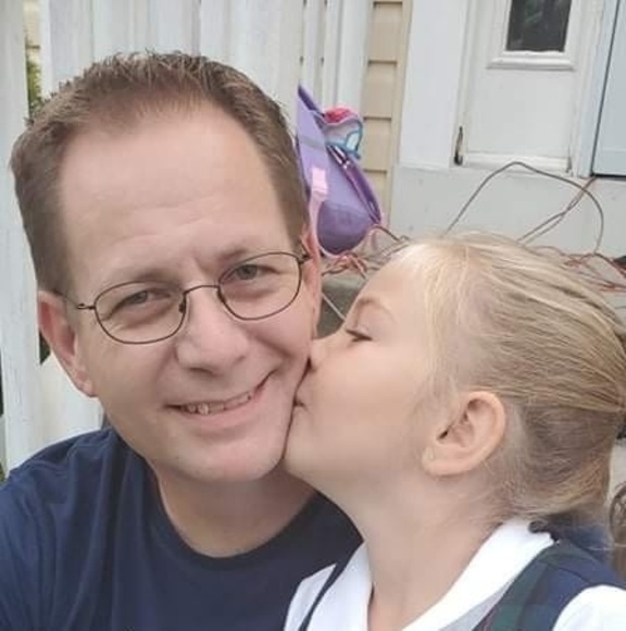 Chris Kempisty - Poshmark Profile Picture of Chris Kempisty (@mrems52) on Poshmark