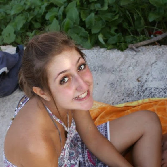 Profile Picture of Amy Marsh (@marshamy1535) on Poshmark