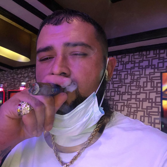 Profile Picture of Charles Lambert (@catdaddy1983) on Poshmark