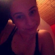 Profile Picture of Anina Bruggisser (@aniiina9) on Twitter