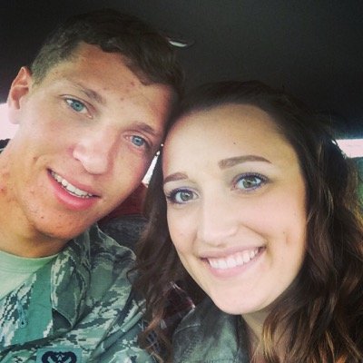 Profile Picture of Melissa Larsen (@melissalarsen03) on Twitter