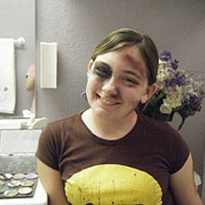 Profile Picture of Meredith Quinn (@TheBee98) on Twitter