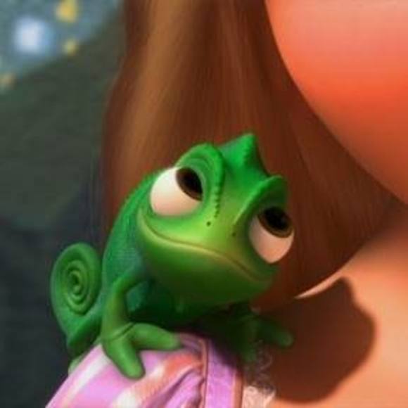 Profile Picture of Minju Kim (@minjukim1231) on Poshmark