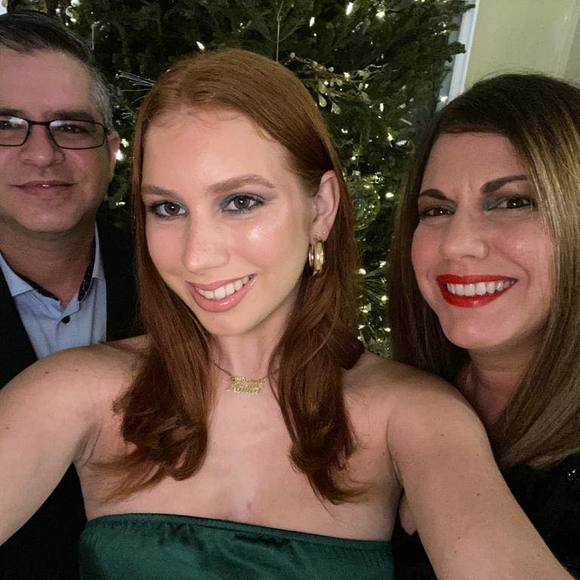 Lisett Torres gonzalez - Poshmark Profile Picture of Lisett Torres gonzalez (@lisett1673) on Poshmark