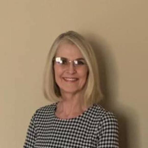 Profile Picture of Brenda Peterson (@brands4me) on Poshmark
