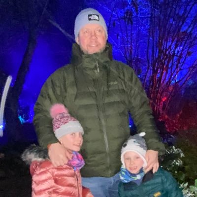 Profile Picture of Glenn Kirkwood (@kirkdoggydog) on Twitter