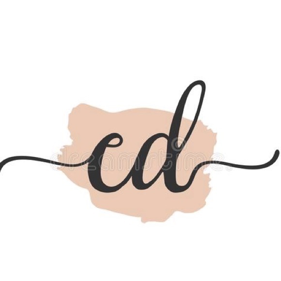 Profile Picture of Cass David (@cbbmtl) on Poshmark