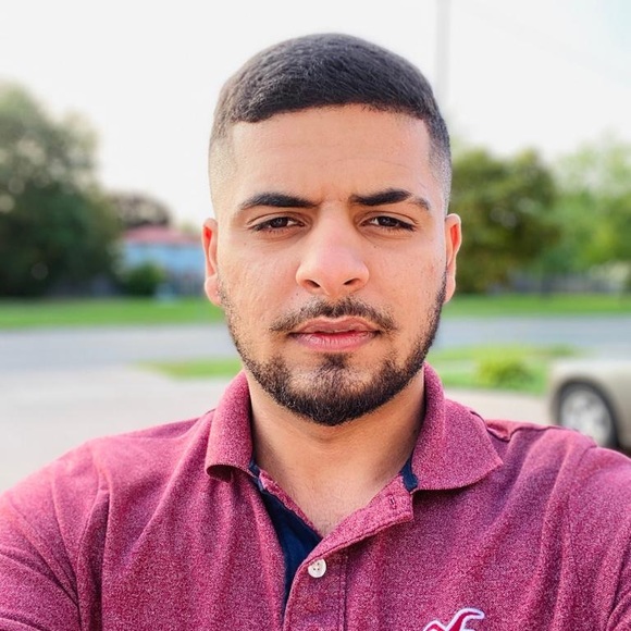 Profile Picture of Manish Mehta (@manishmehta703) on Poshmark