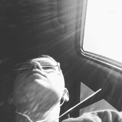 Profile Picture of Simon Vaughn (@simon_vaughn5) on Twitter