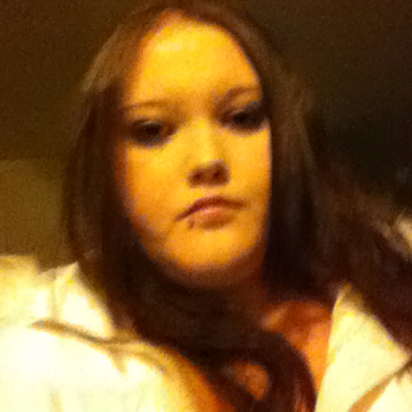 Profile Picture of Taryn Beard (@taryn177) on Poshmark