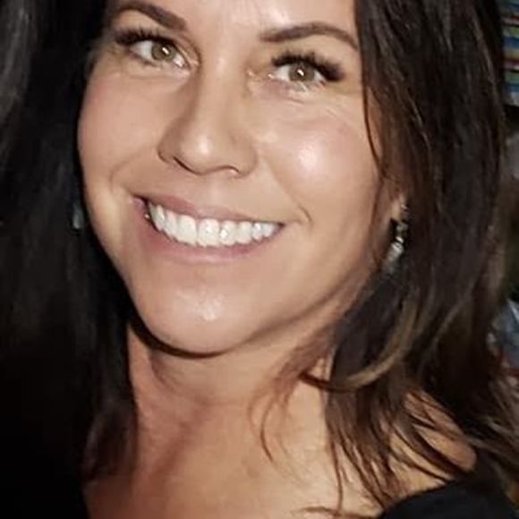 Profile Picture of Erika Sweet (@sweet1erika) on Poshmark