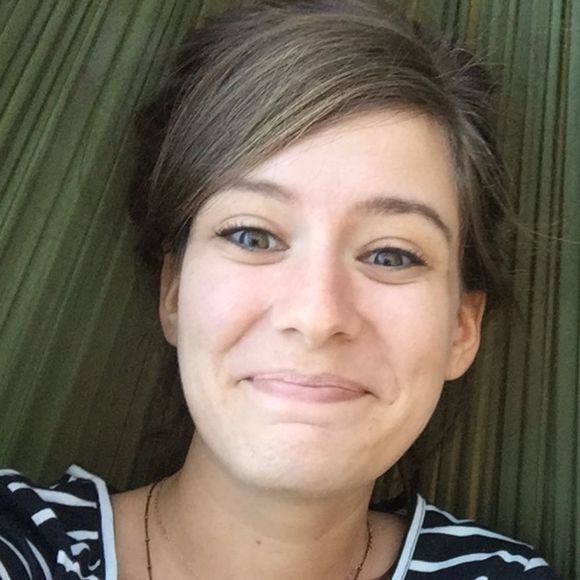 Profile Picture of Alexa Isaac (@alexa_isaac) on Poshmark