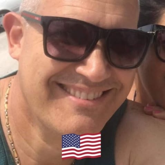Profile Picture of Pedro Becerra (@pedrobecerra327) on Poshmark