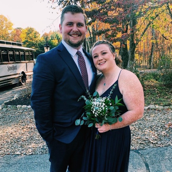 Profile Picture of Alex Flynn (@alex_flynn) on Poshmark