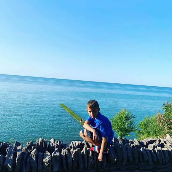 Profile Picture of Nisi Uruqi (@nisiuruqi) on Poshmark