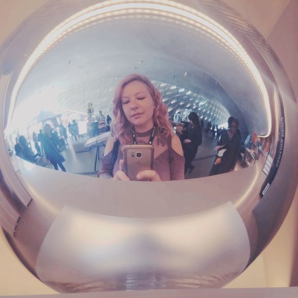 Profile Picture of Alexis Mozier (@alexismozier) on Poshmark